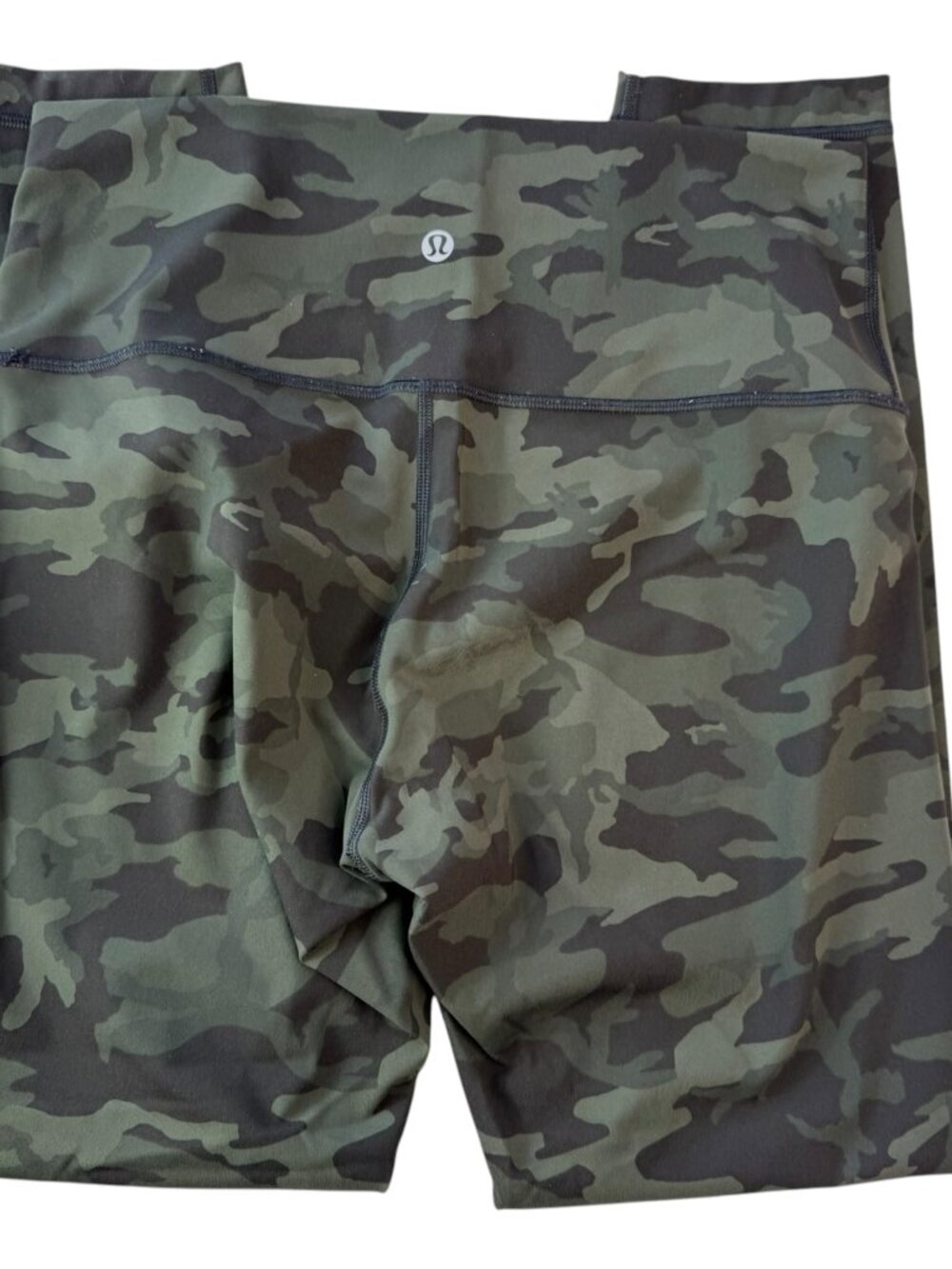Lululemon Green Black Camo Camouflage Crop Legging Yoga Athletic Size Women's 8